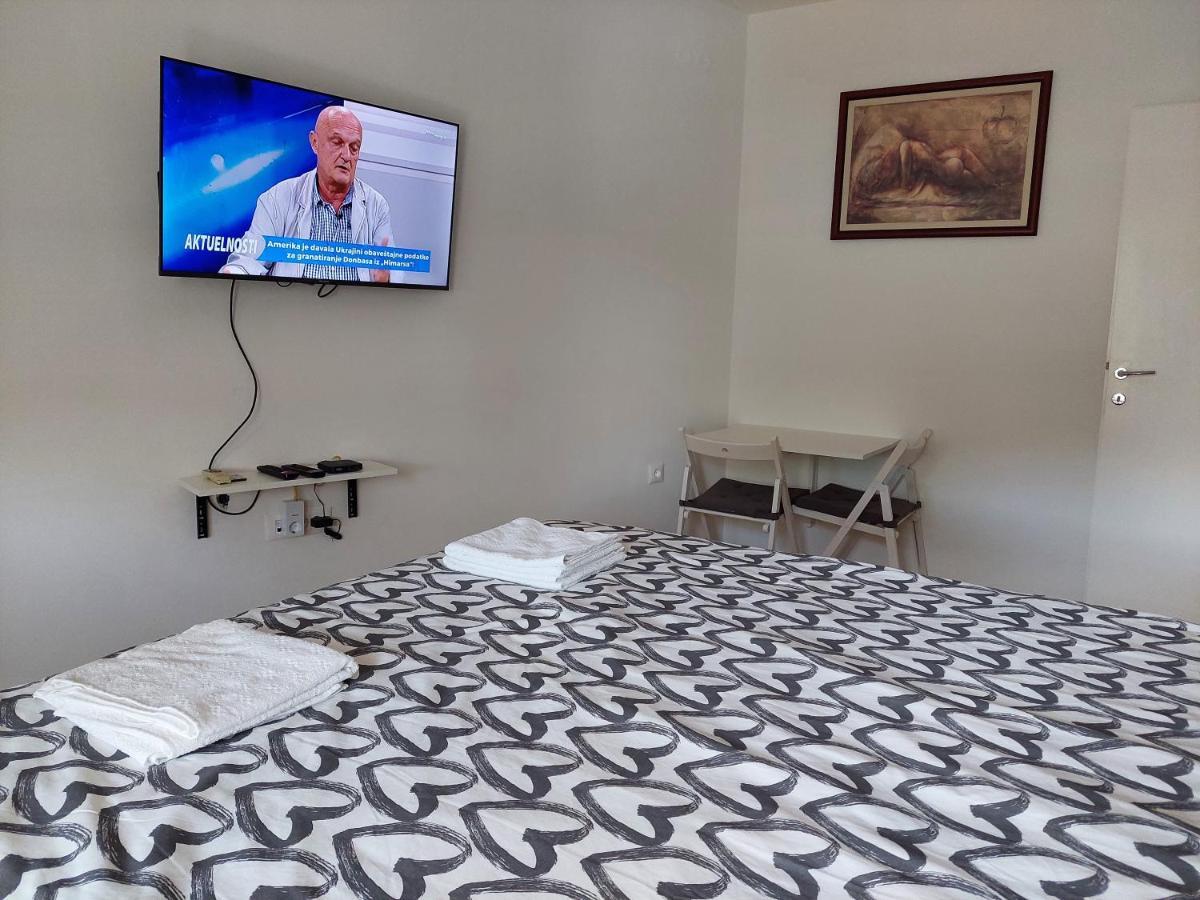 City Passage Apartments- Rooms Újvidék Kültér fotó