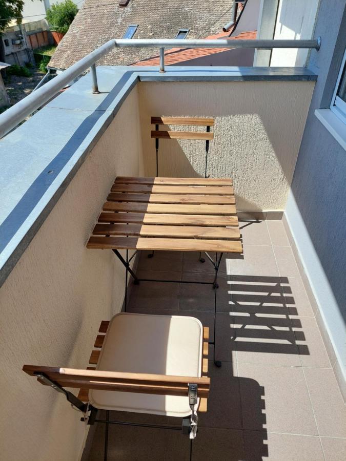 City Passage Apartments- Rooms Újvidék Kültér fotó