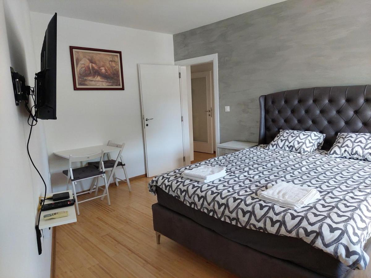 City Passage Apartments- Rooms Újvidék Kültér fotó