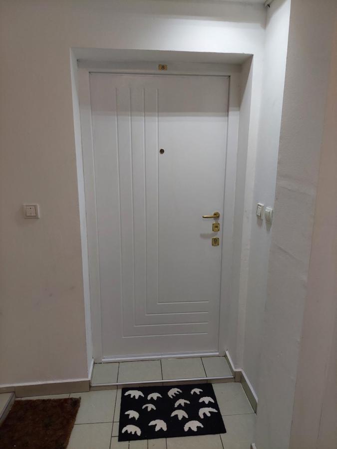 City Passage Apartments- Rooms Újvidék Kültér fotó