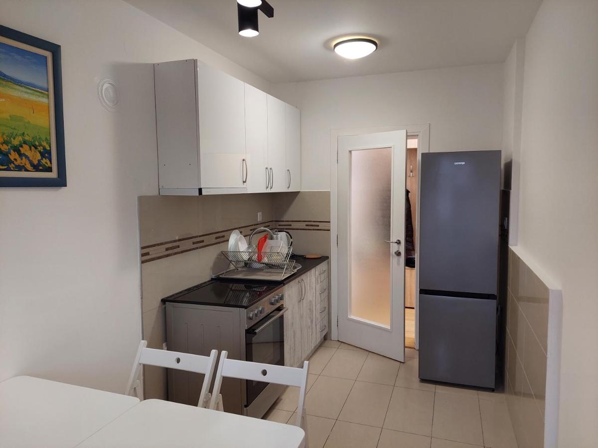 City Passage Apartments- Rooms Újvidék Kültér fotó