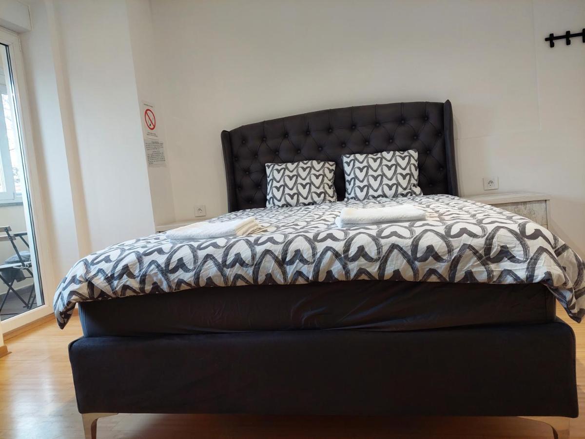 City Passage Apartments- Rooms Újvidék Kültér fotó